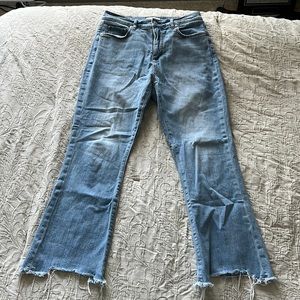 Mint condition loft jeans size four the kick crop